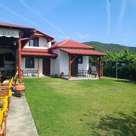 Toula's House Apartman *