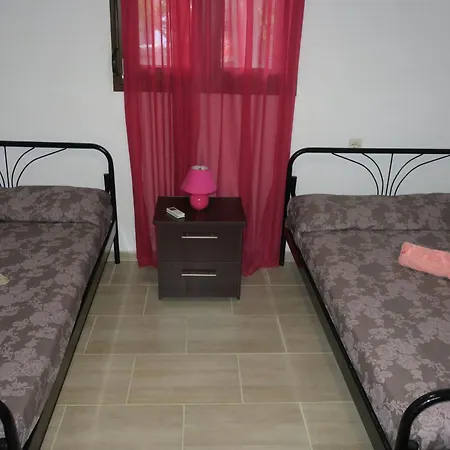 Toula's House شقة