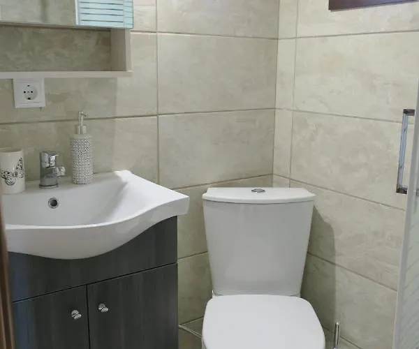 Toula's House * Paralia Sikias